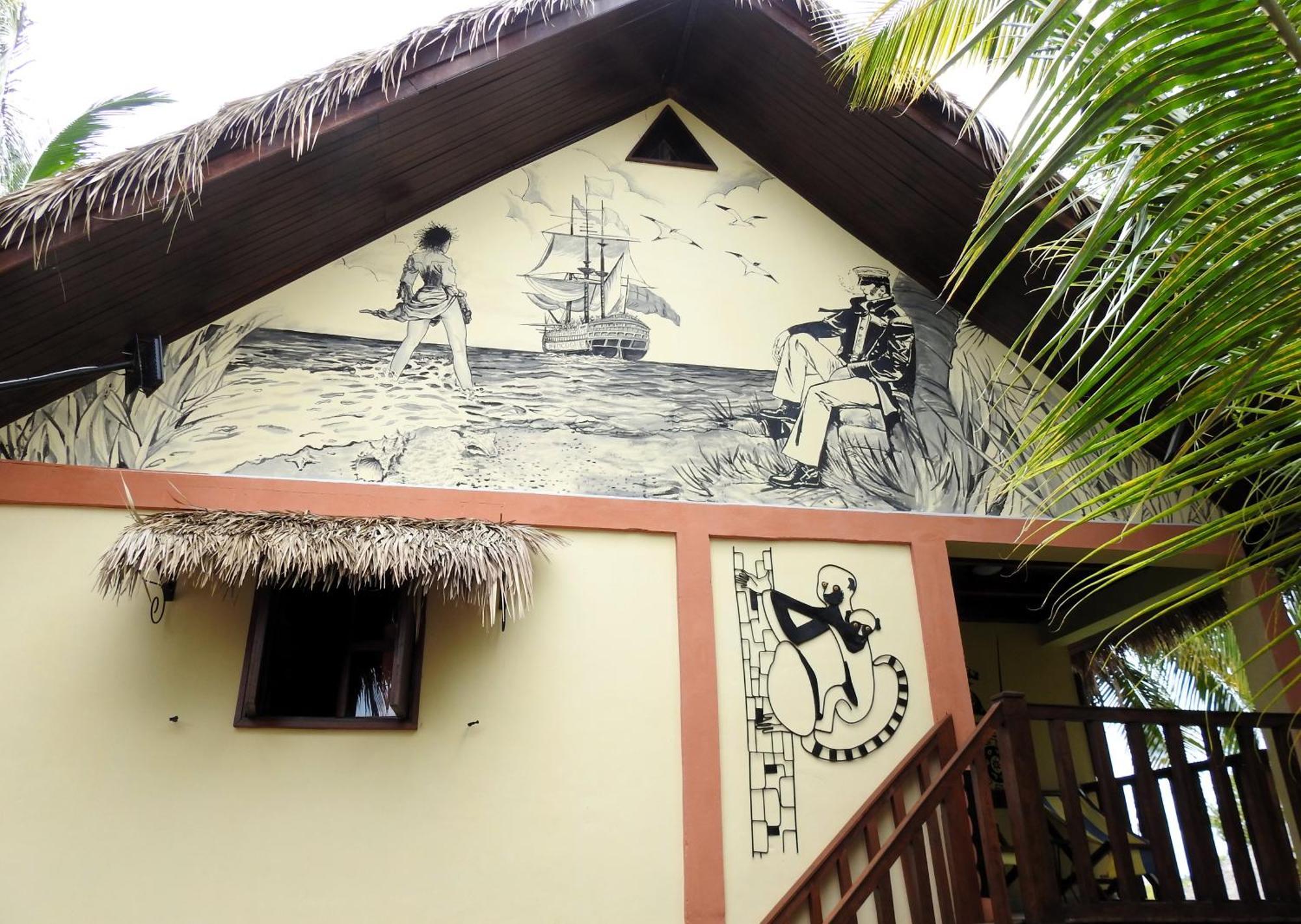 hotel trecicogne Morondava Exterior foto