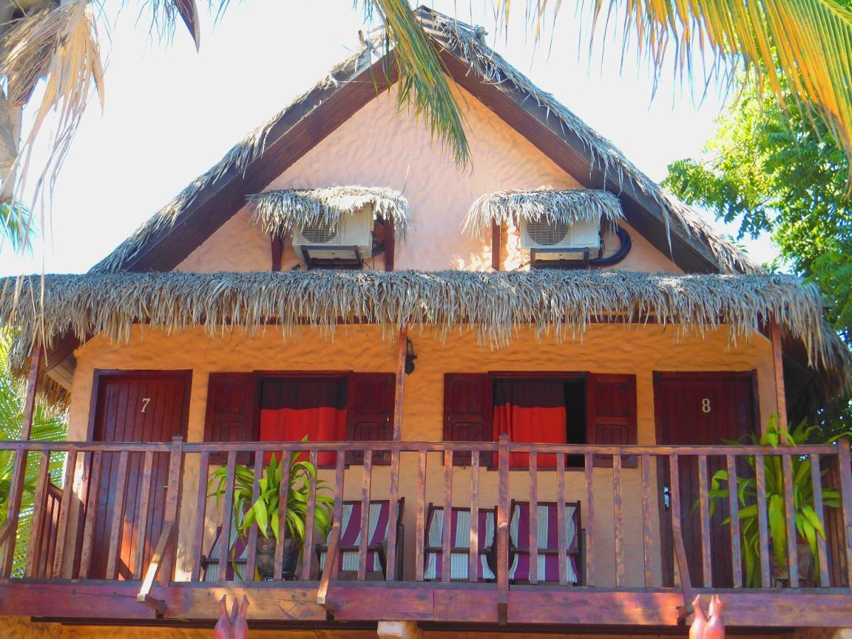 hotel trecicogne Morondava Exterior foto