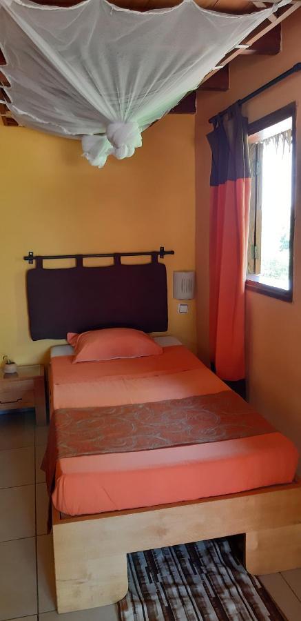 hotel trecicogne Morondava Exterior foto